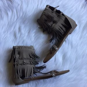 New With Out Box Tassel Sandals